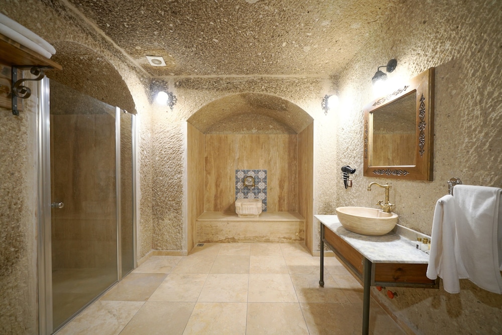 Junior Suite - Photo 8