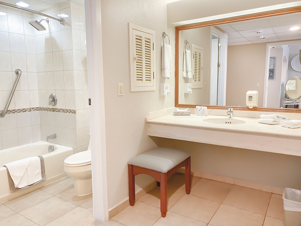Suite, 1 Bedroom, Kitchen, Ocean View - Photo 6