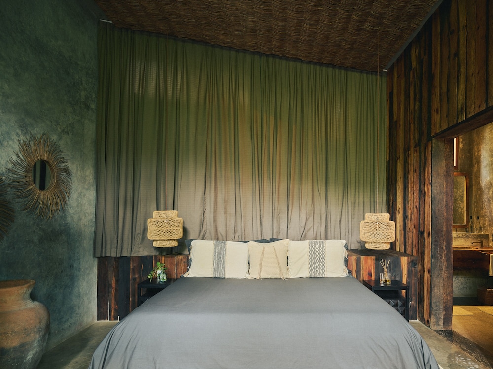 Premier Suite (Premier Palm Suite)