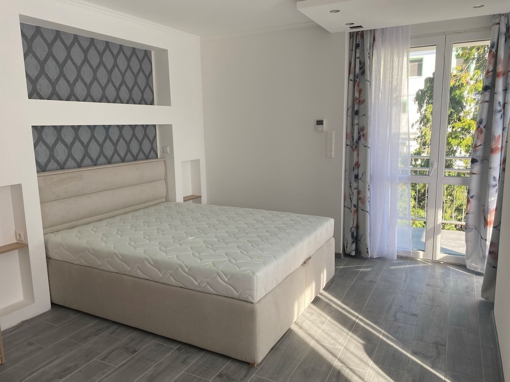 Exclusive Studio Suite photo 1