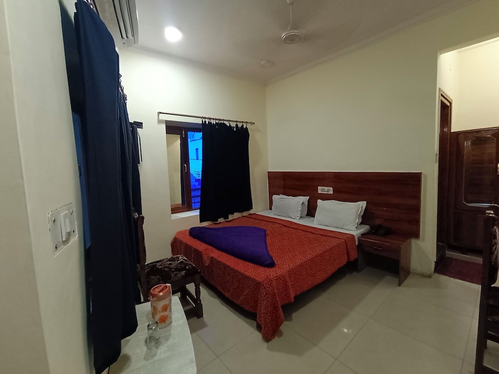 Standard Double Room - Photo 2