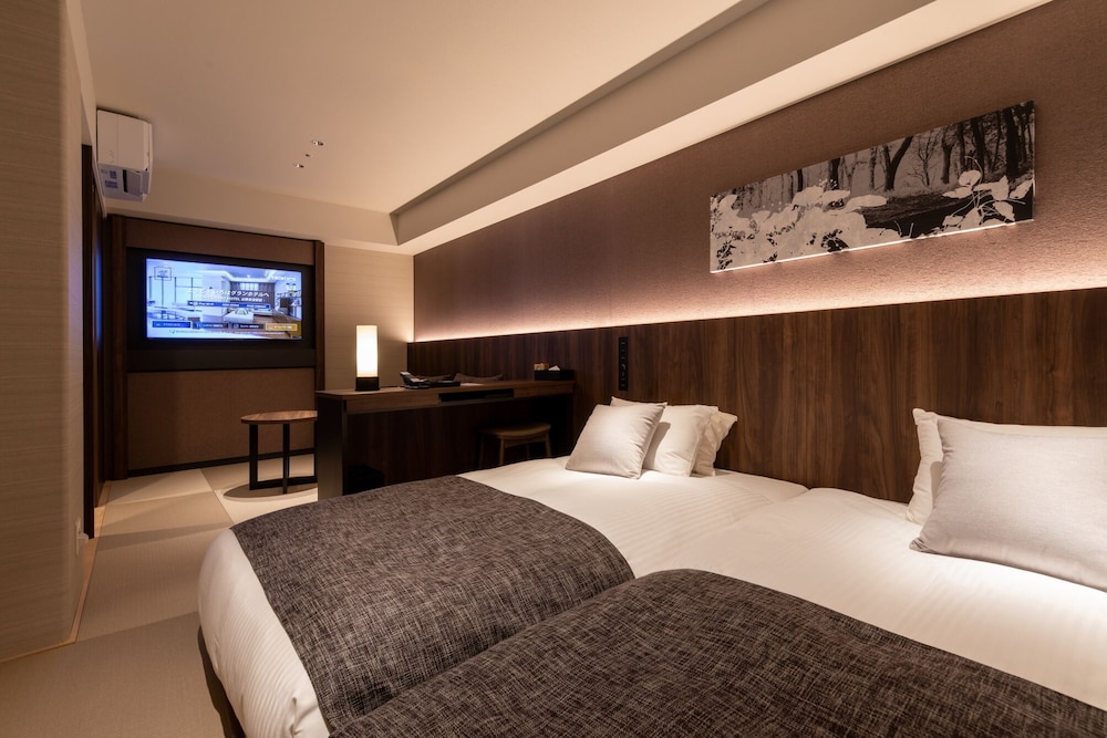 Deluxe Twin Room, Non Smoking (Tatami) - Photo 3