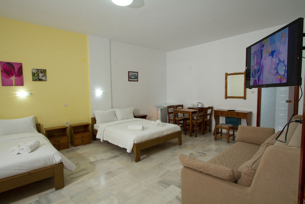 Quadruple Room photo 2