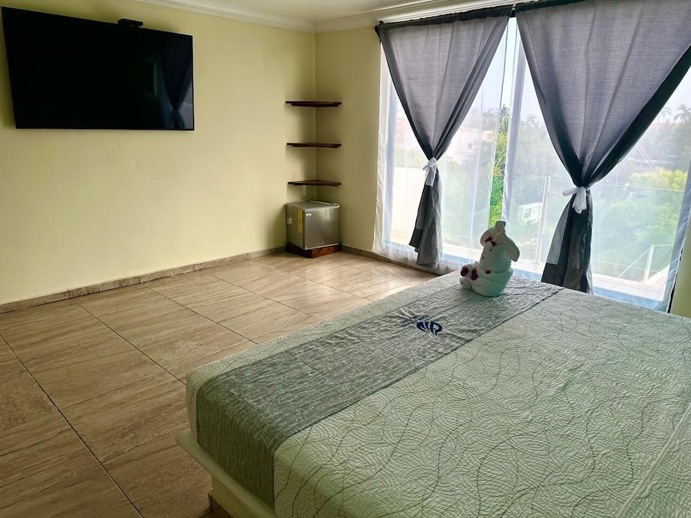 Honeymoon Room