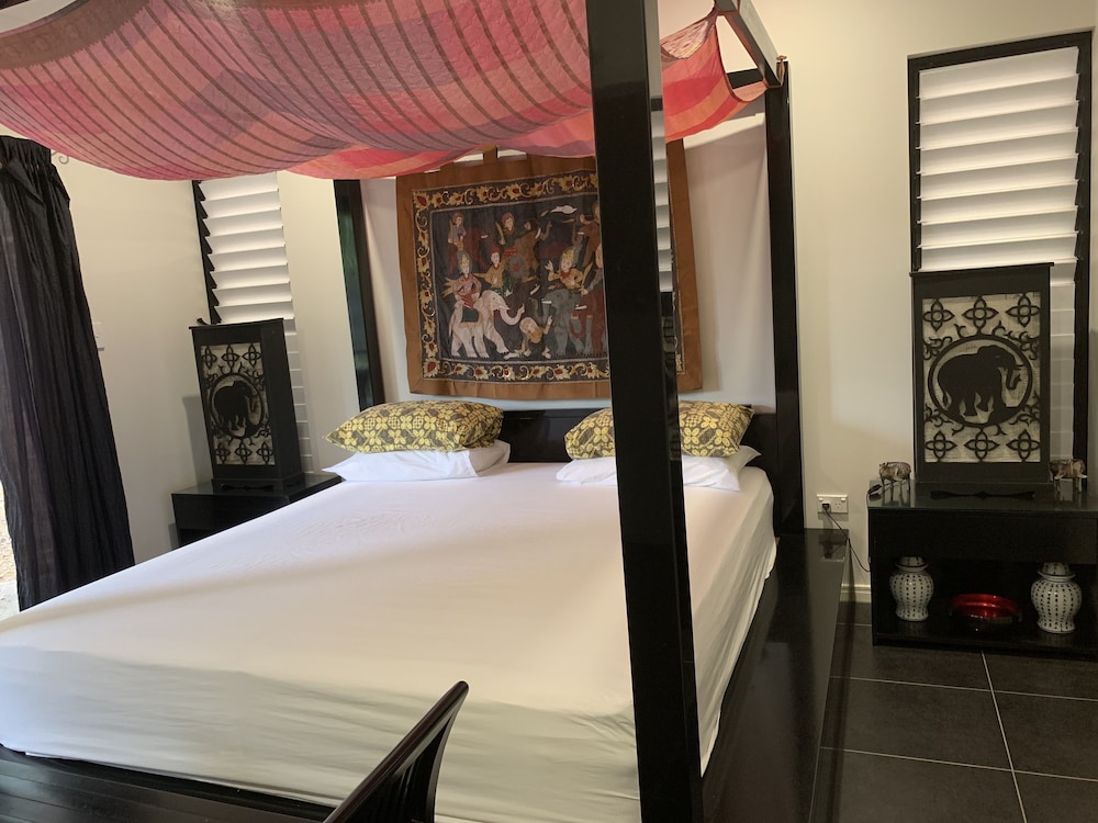 Executive Villa photo 2