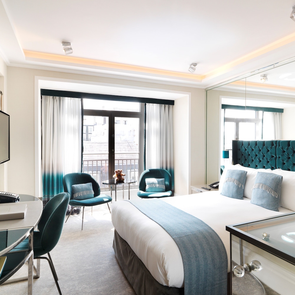 Deluxe Double or Twin Room photo 1