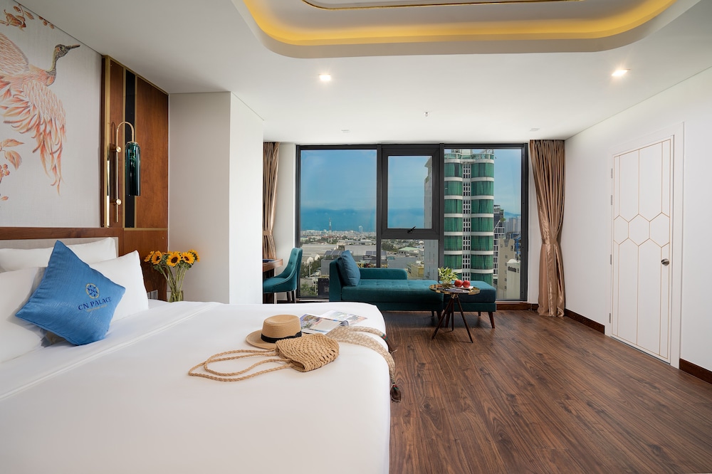 Executive King with City View - Photo 7