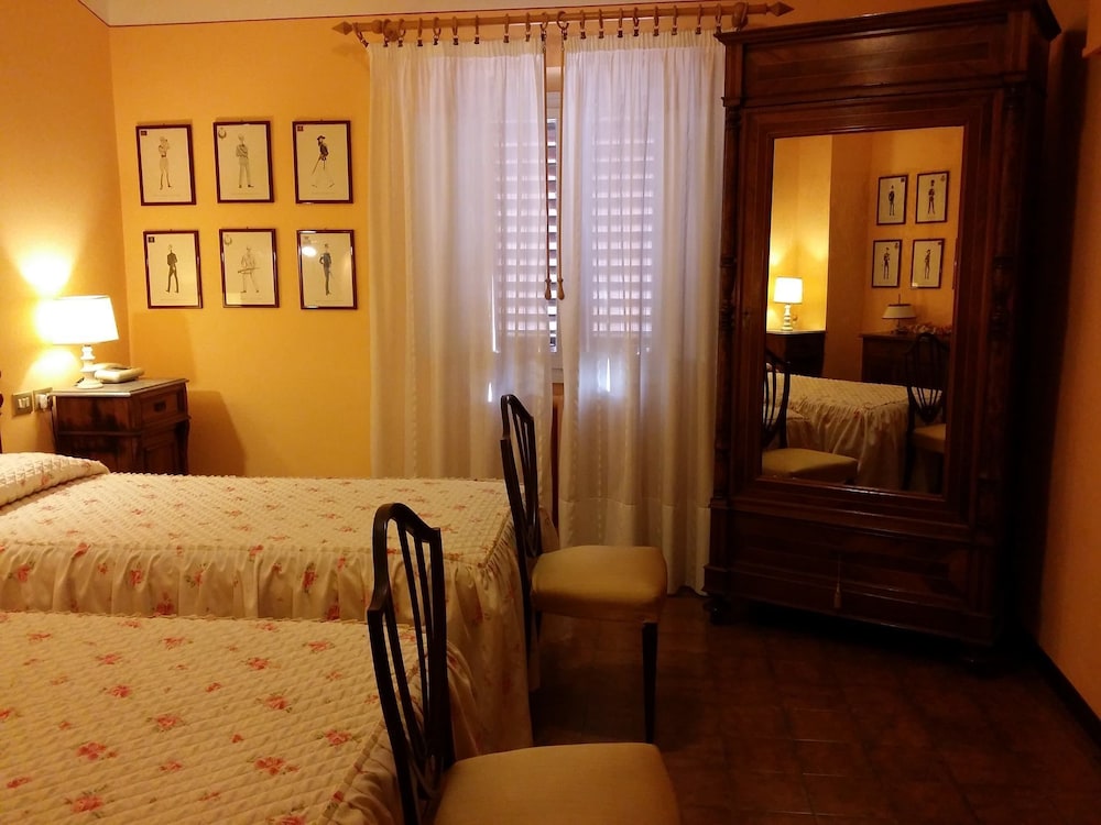 Twin Room, 2 Twin Beds - Photo 3