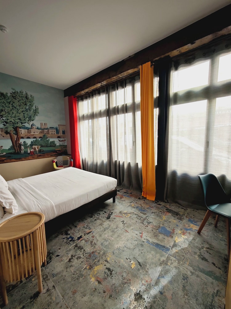 Deluxe Double Room, City View photo 1