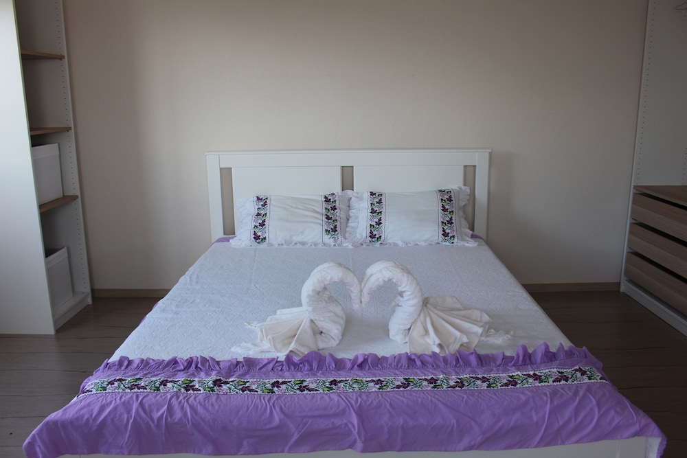 Family Apartment, 1 Bedroom, Non Smoking, City View photo 1