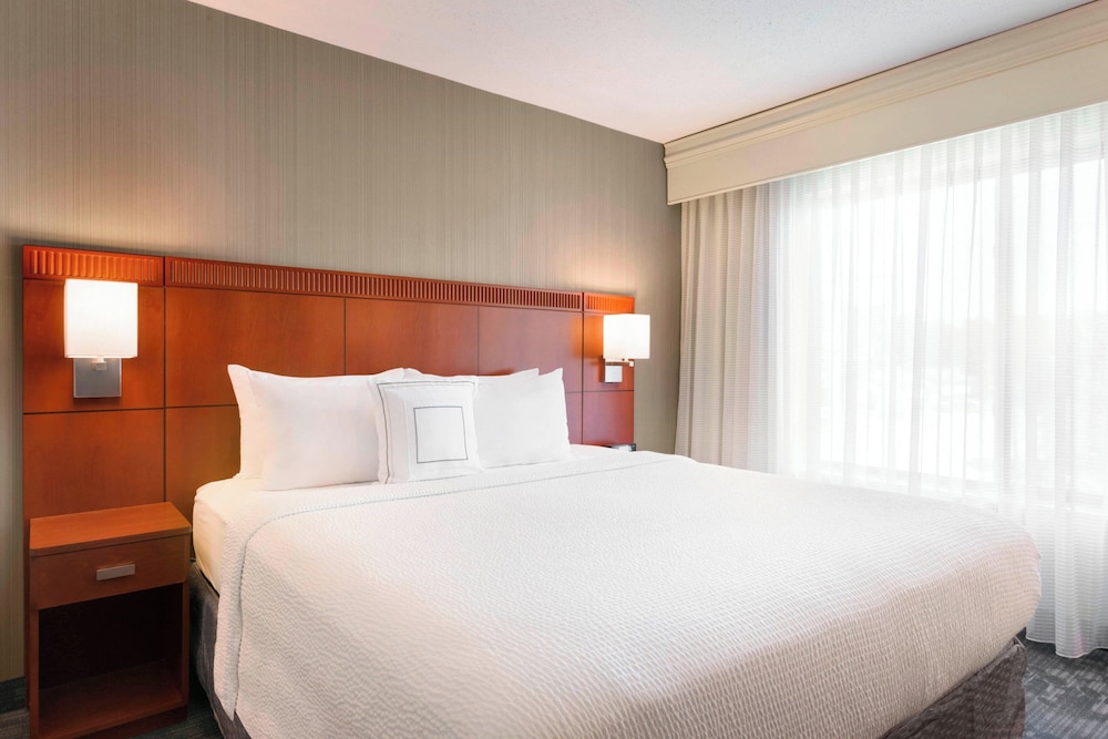 Suite, 1 Bedroom photo 2