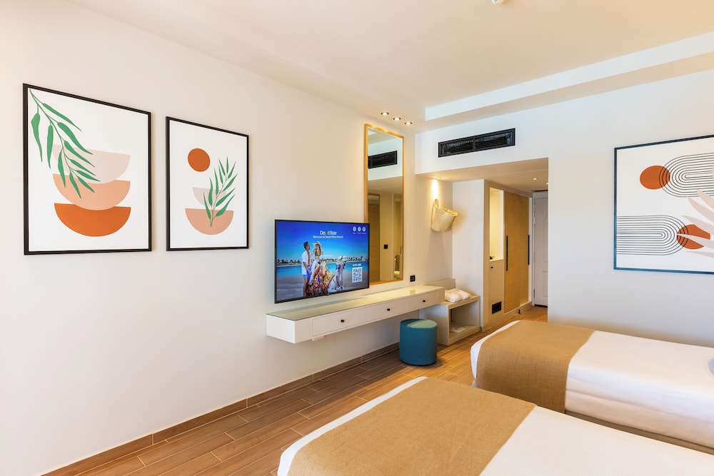 Premium Single Room, Pool View - Photo 1