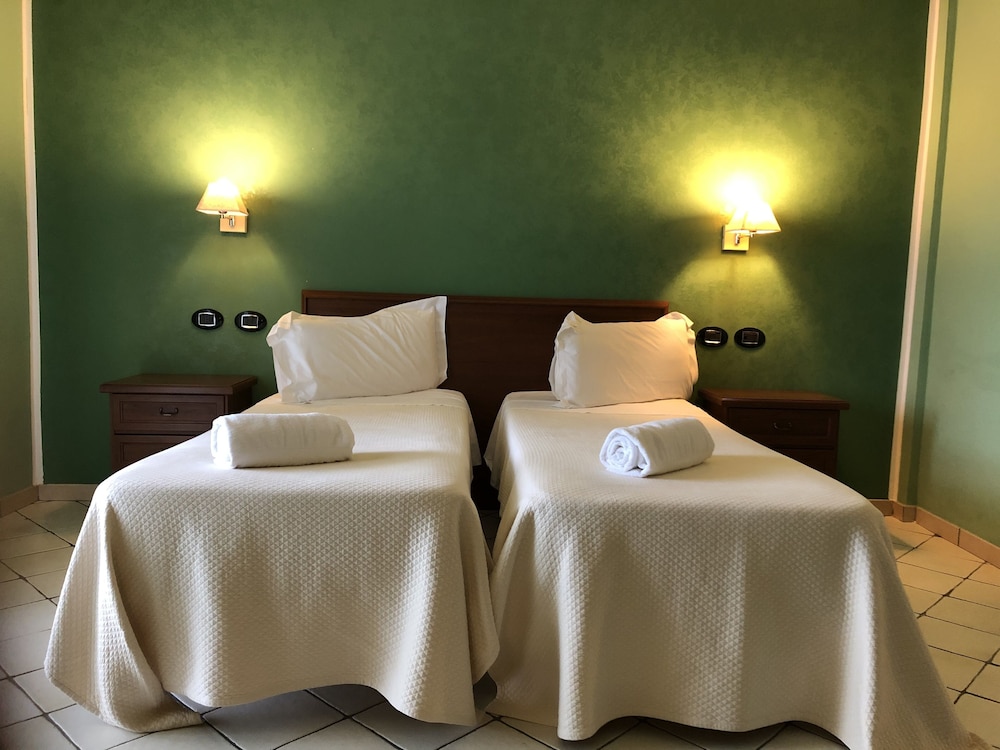 Superior Double or Twin Room, Terrace photo 3