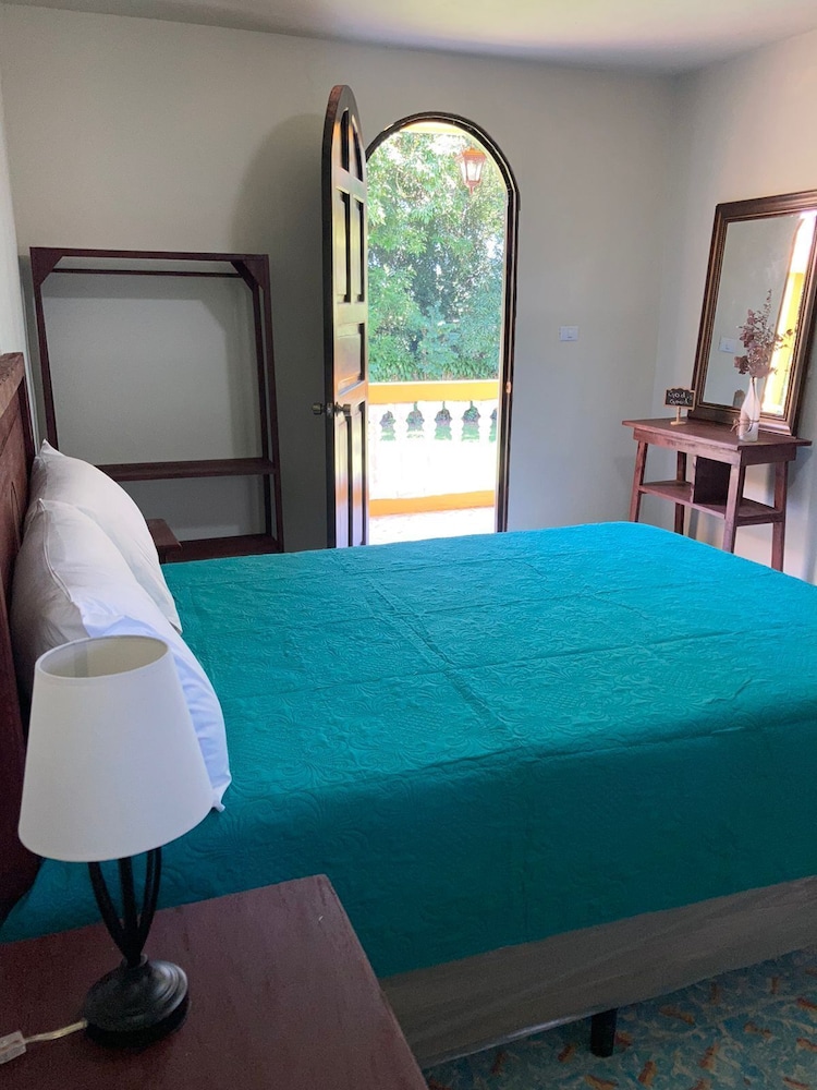 Basic Single Room photo 3