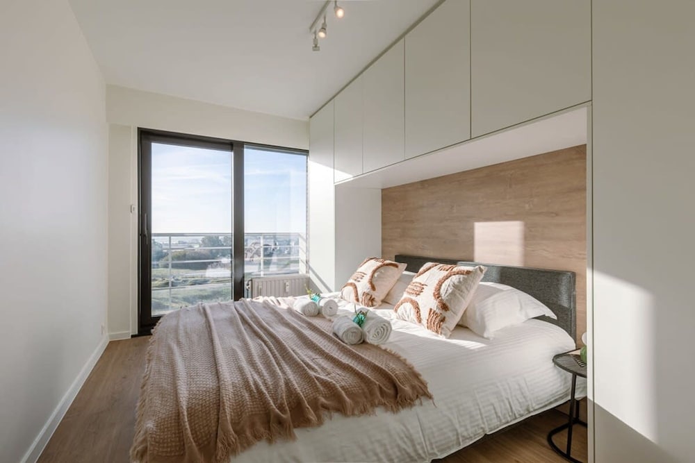 Cosy Apartment With Terrace Overlooking the sea, Foto 13