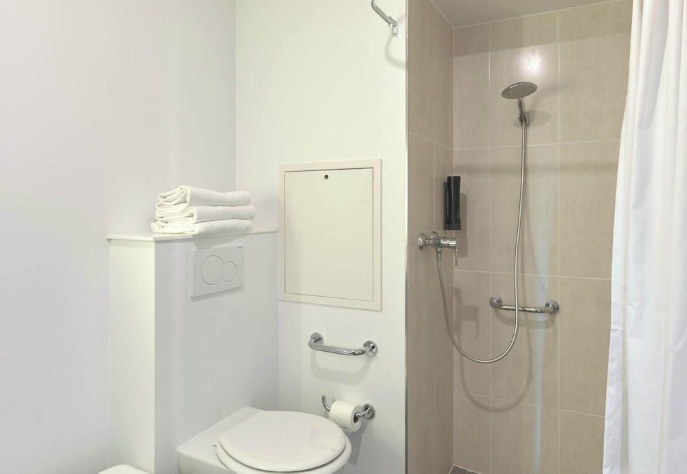 Double Room, Mobility Accessible, Non Smoking - Photo 12
