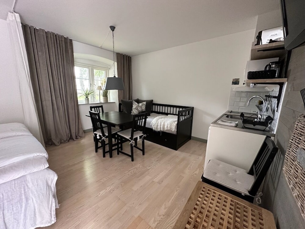 Apartment 8