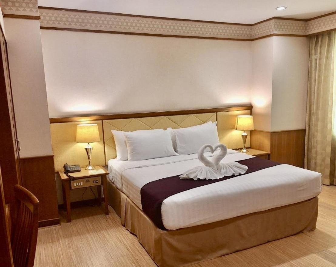 Deluxe Double or Twin Room photo 3