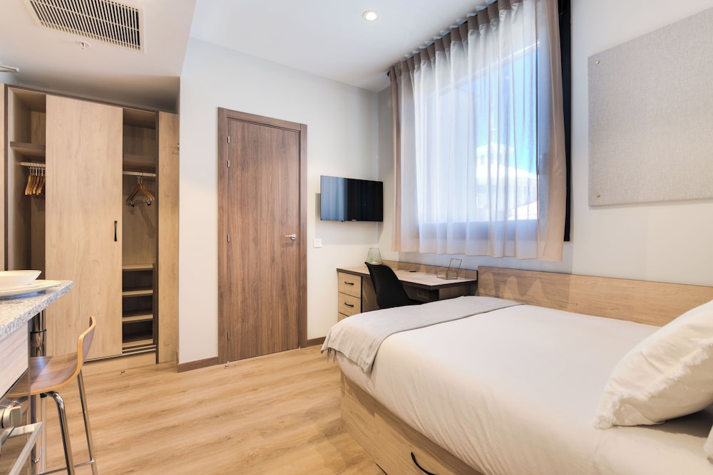 Basic Single Room photo 2