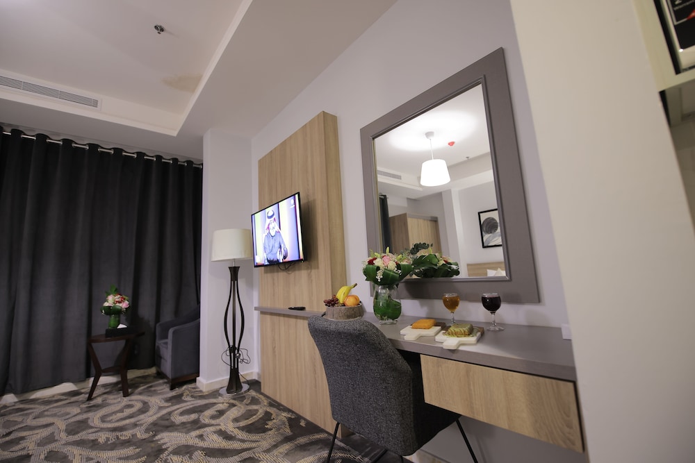 Deluxe Double Room, 1 Bedroom, City View - Photo 12