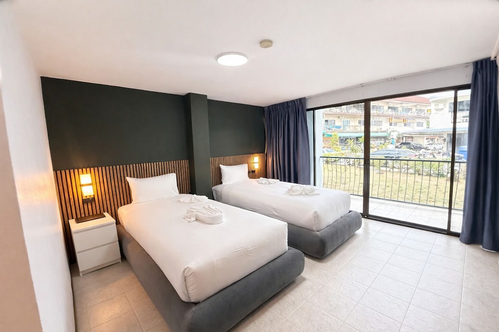 Deluxe Twin Room, Balcony