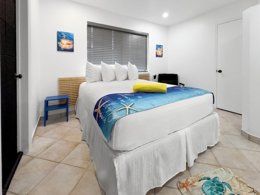 Comfort Studio, 1 Queen Bed