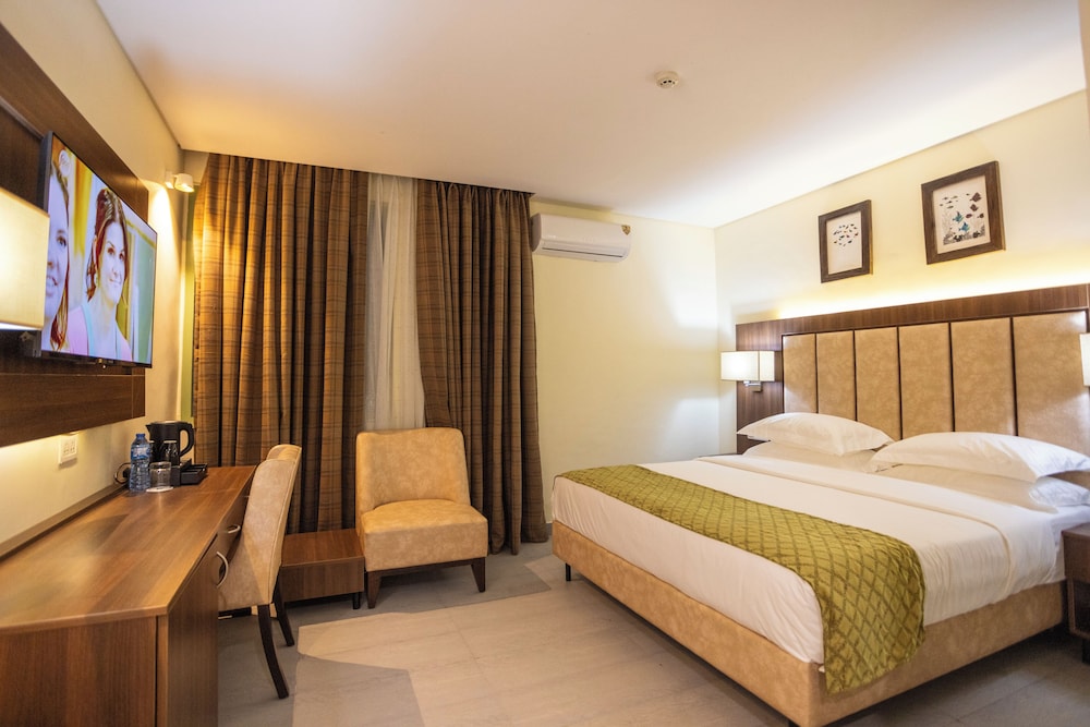 Deluxe Room, 1 King Bed, Non Smoking