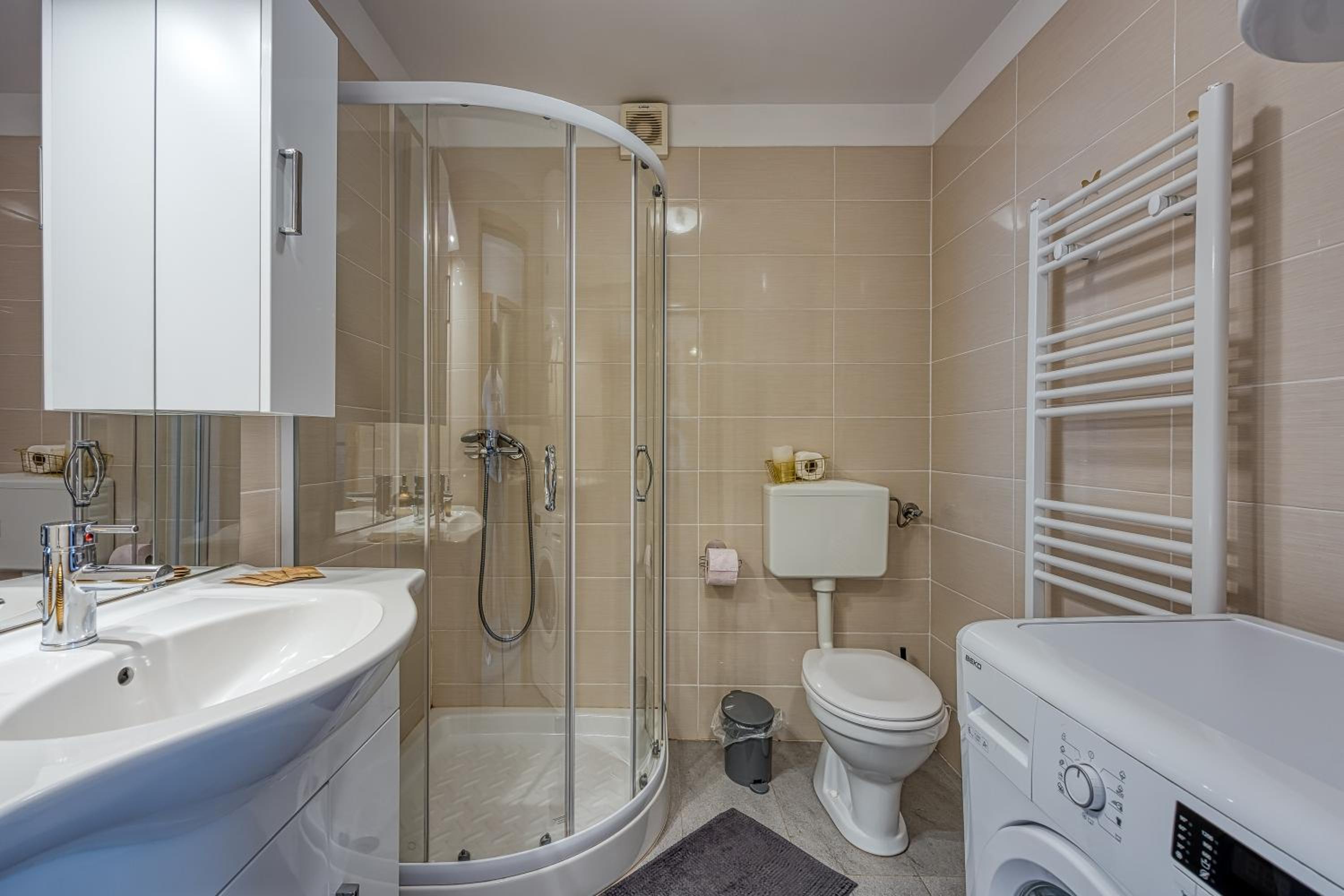 Two Bedroom Apartment with Balcony 1 photo 1