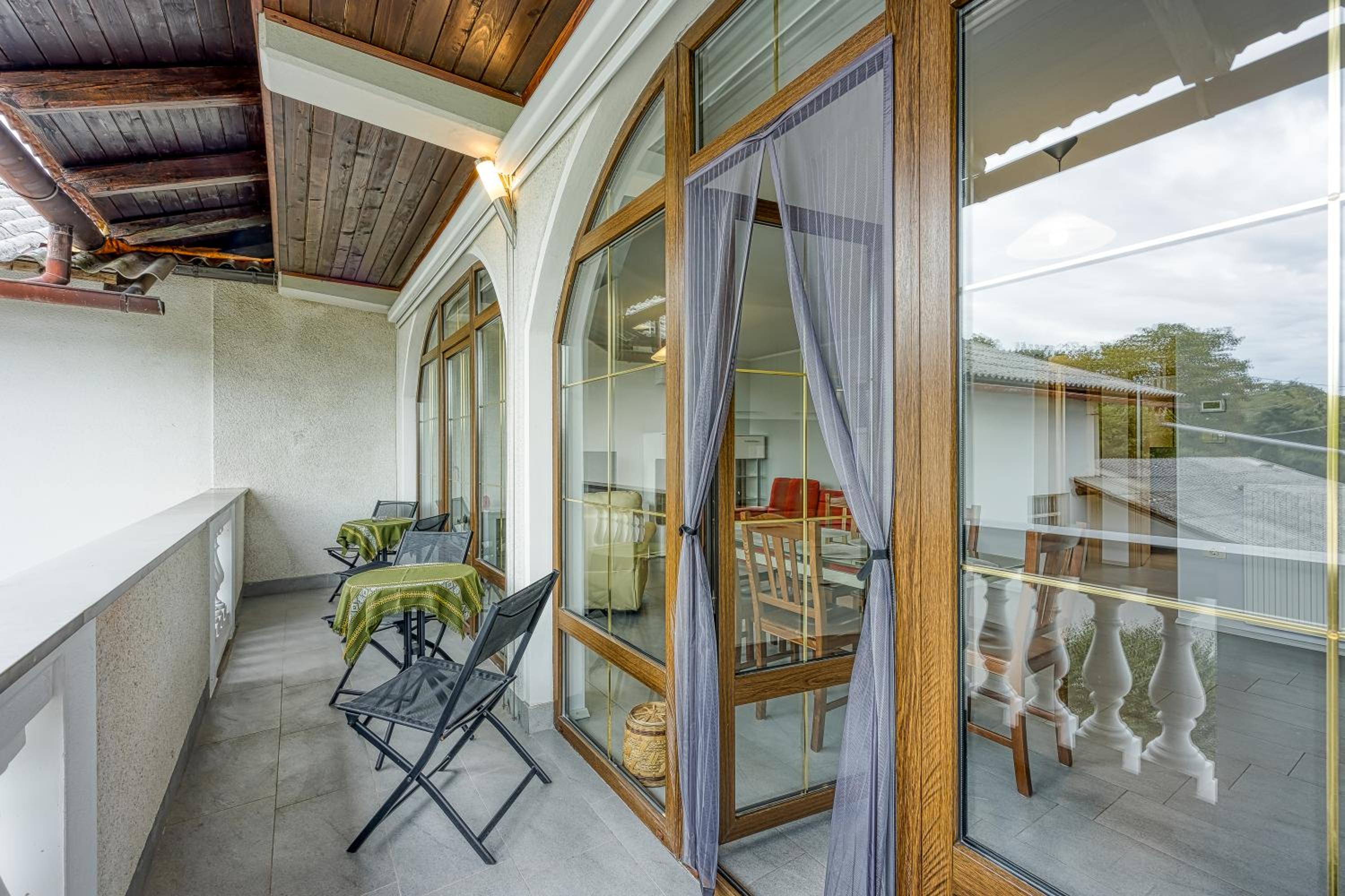 Two Bedroom Apartment with Balcony 2 photo 2