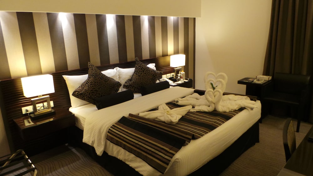Deluxe Suite photo 1