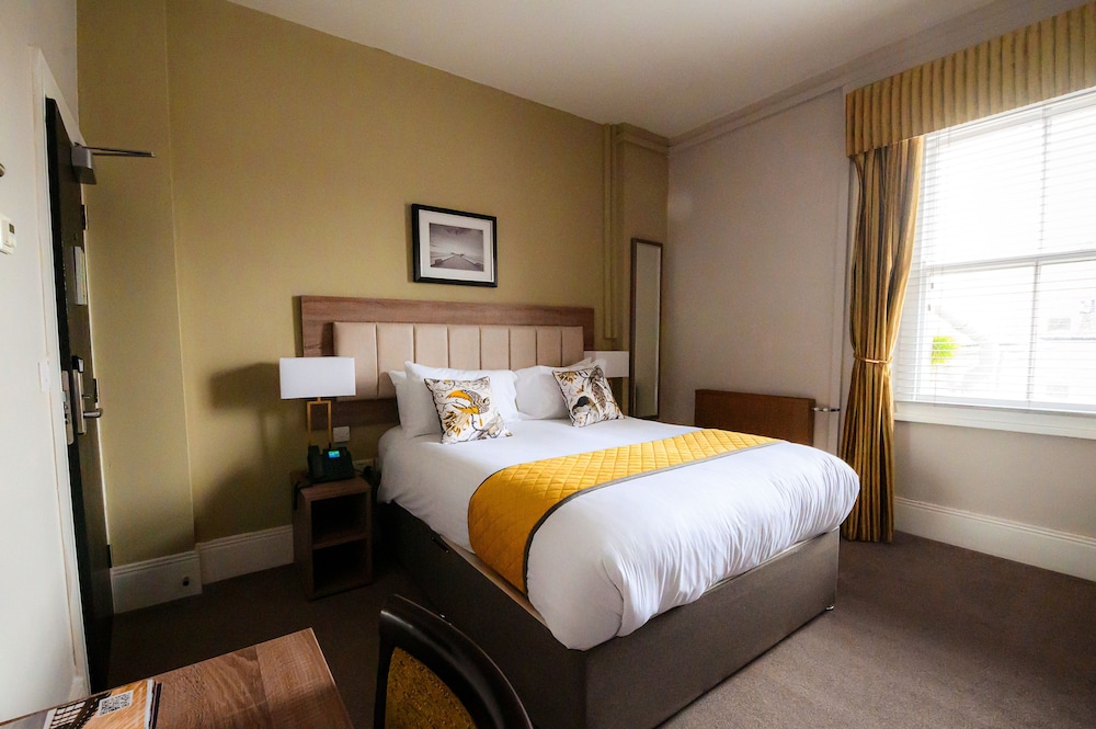 Classic Double Room Single Use, 1 Bedroom, City View photo 2