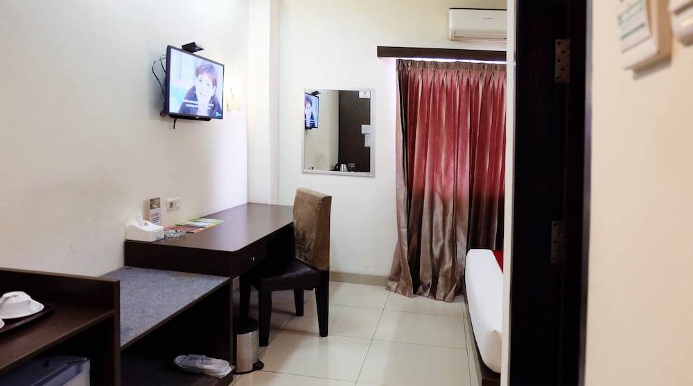 Deluxe Double Room - Photo 10