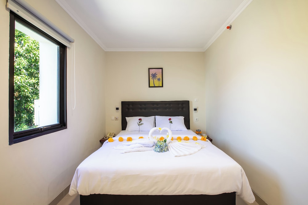 Standard Double Room - Photo 9