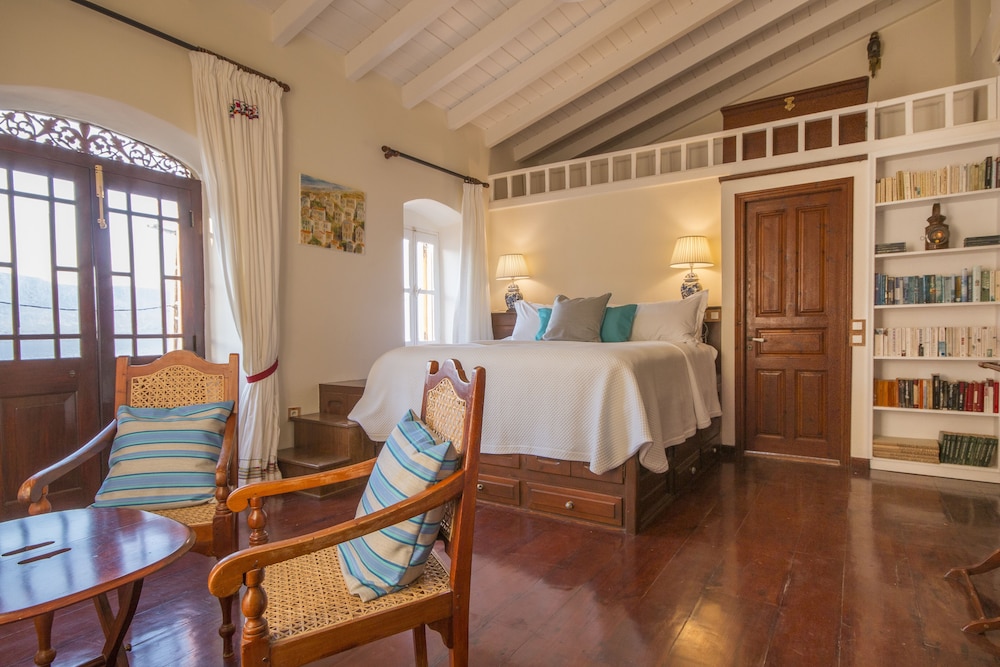 Double Room (Bougainvillea) photo 1