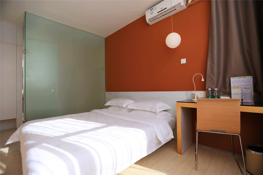 Standard Double Room photo 2