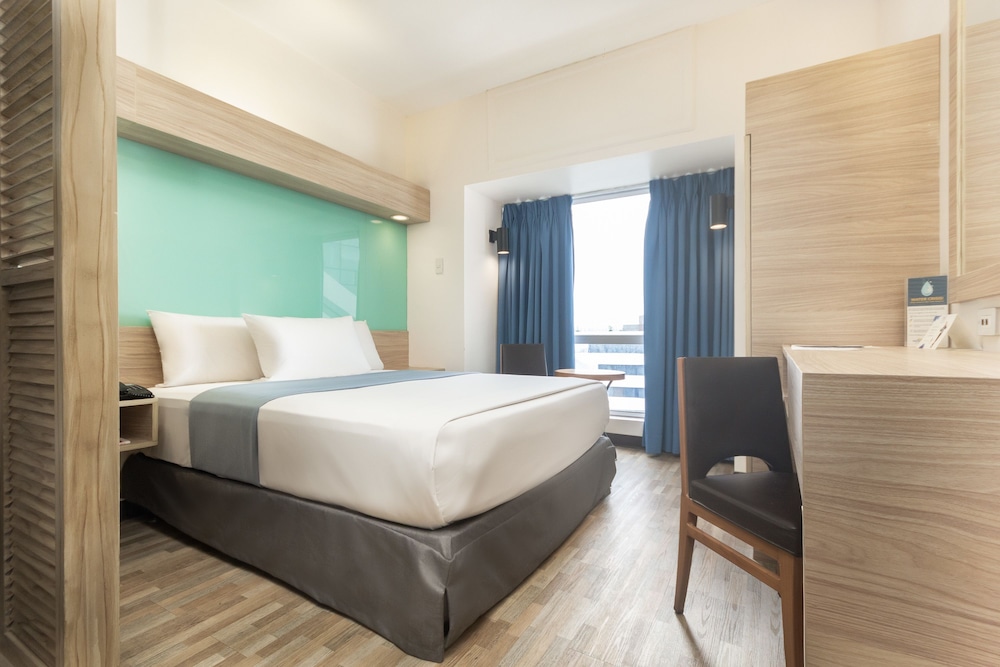 Family Suite, Multiple Beds, Non Smoking - Photo 4