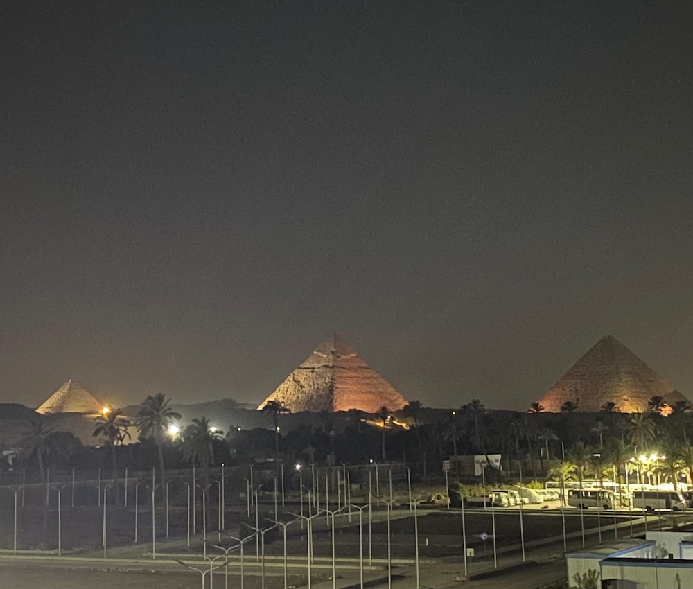 Panoramic Twin Room, Terrace, Pyramids View