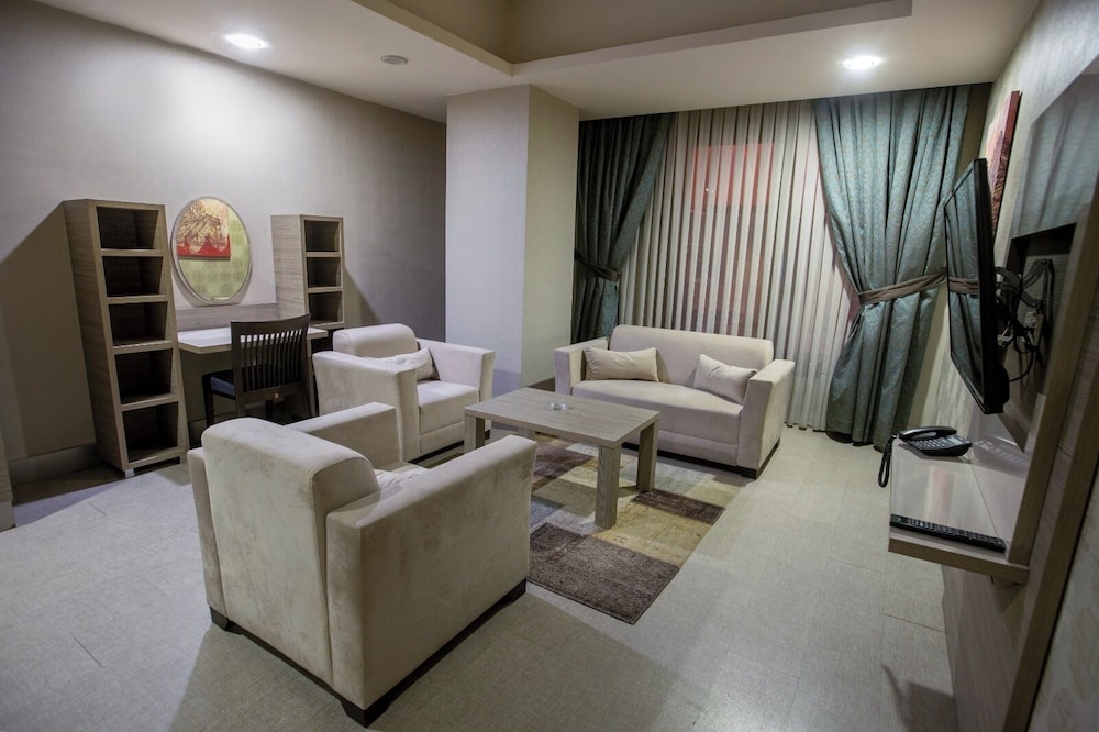 Junior Suite, 1 Bedroom photo 3