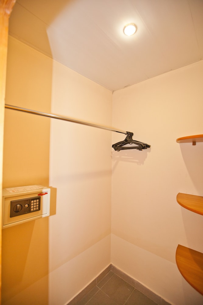 Comfort Twin Room photo 3