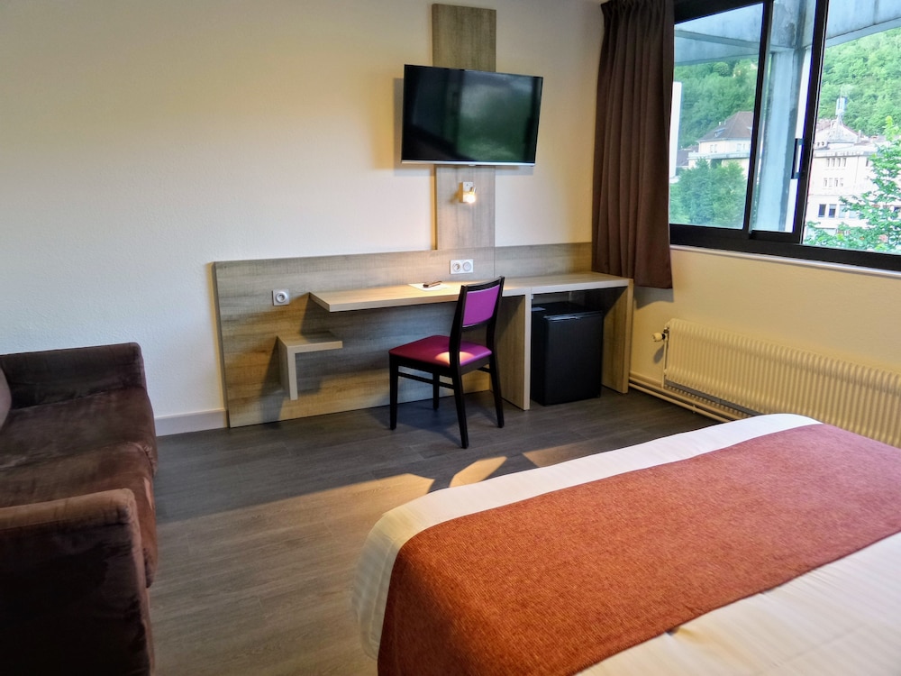 Superior Quadruple Room photo 2