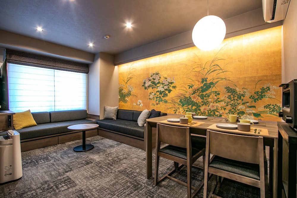 Superior Suite 1BR with 4beds, Non Smoking
