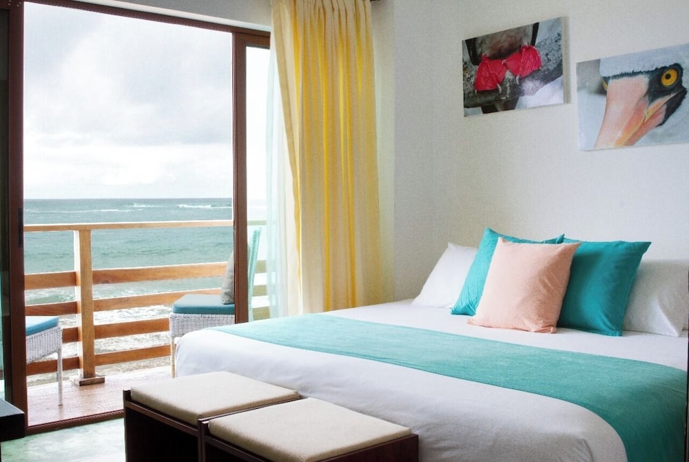 Double or Twin Room, Balcony, Sea View photo 3