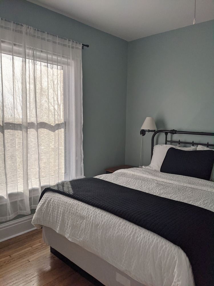 Double Room, Ensuite (Caesar) photo 2