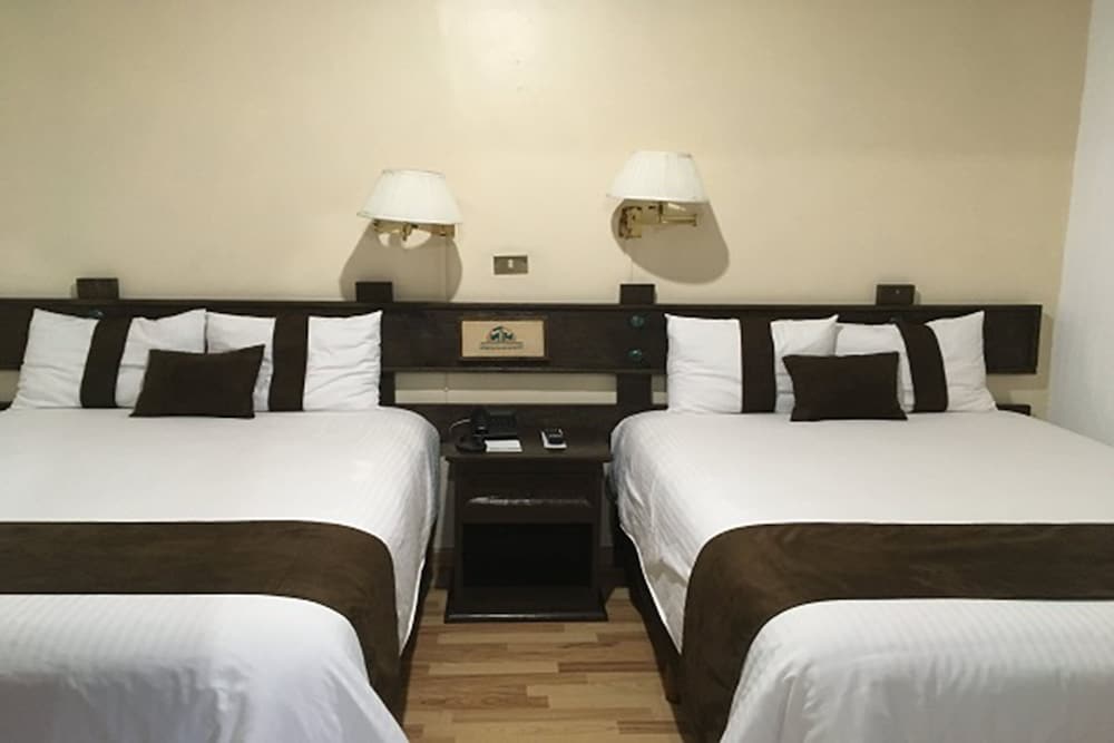 Deluxe Room, 2 Double Beds - Photo 4