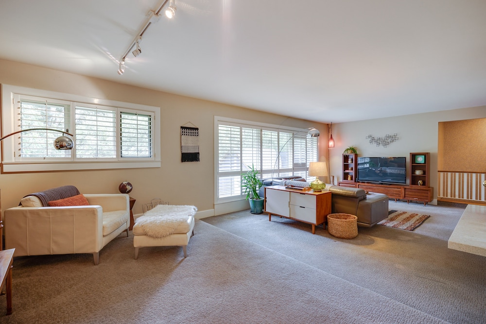 House (4 Bedrooms) photo 1