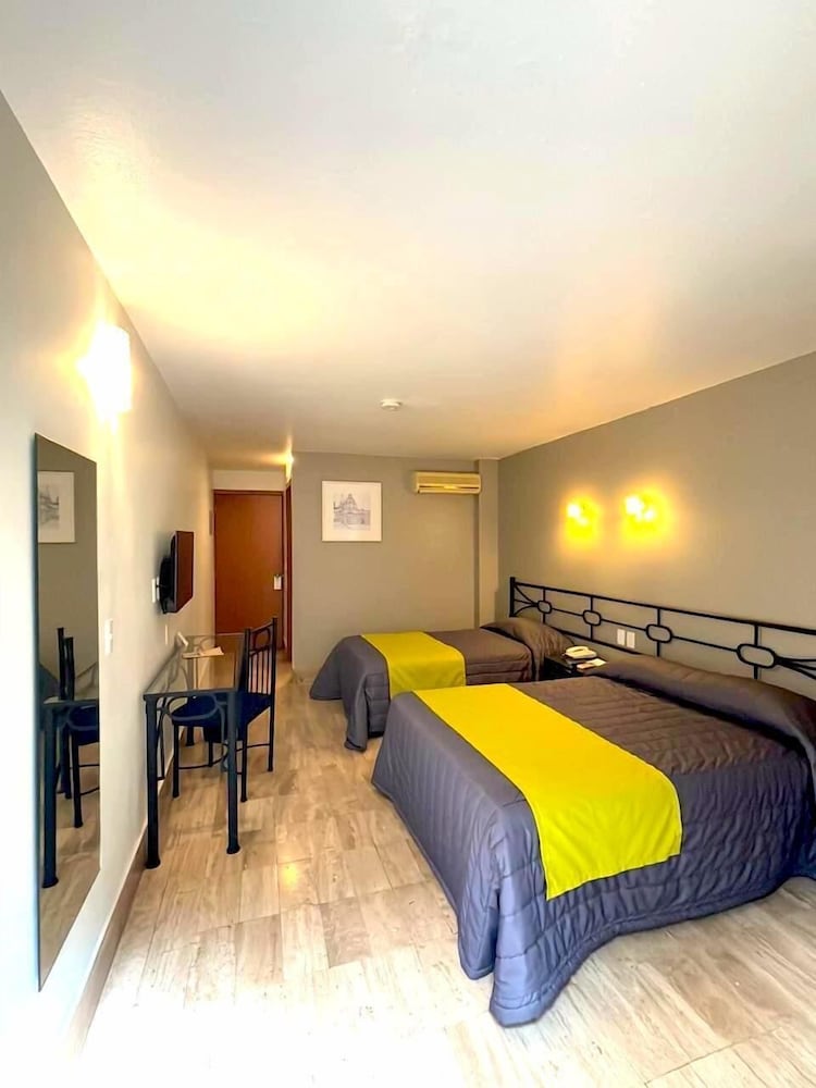 Standard Double Room, Multiple Beds - Photo 1