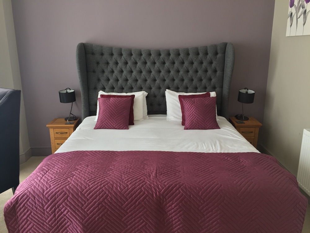 Queen Room, 1 King Bed, Sea View photo 2