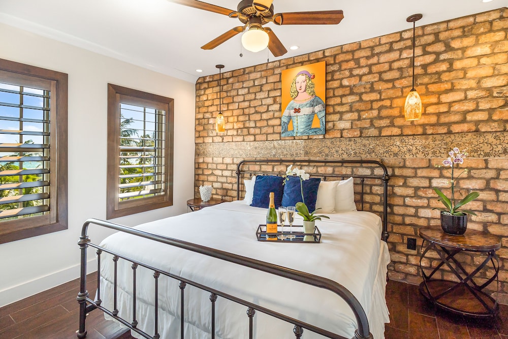 Cavalier Ocean View Suite - Photo 12