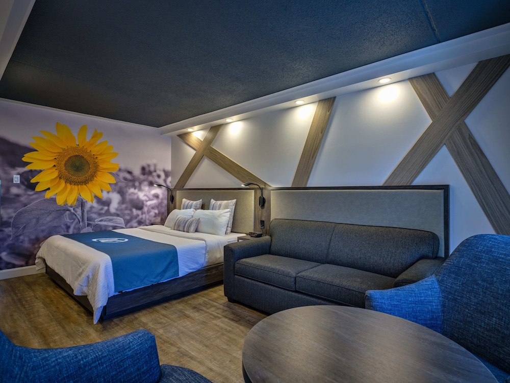 Classic Room, 1 Queen Bed - Photo 1