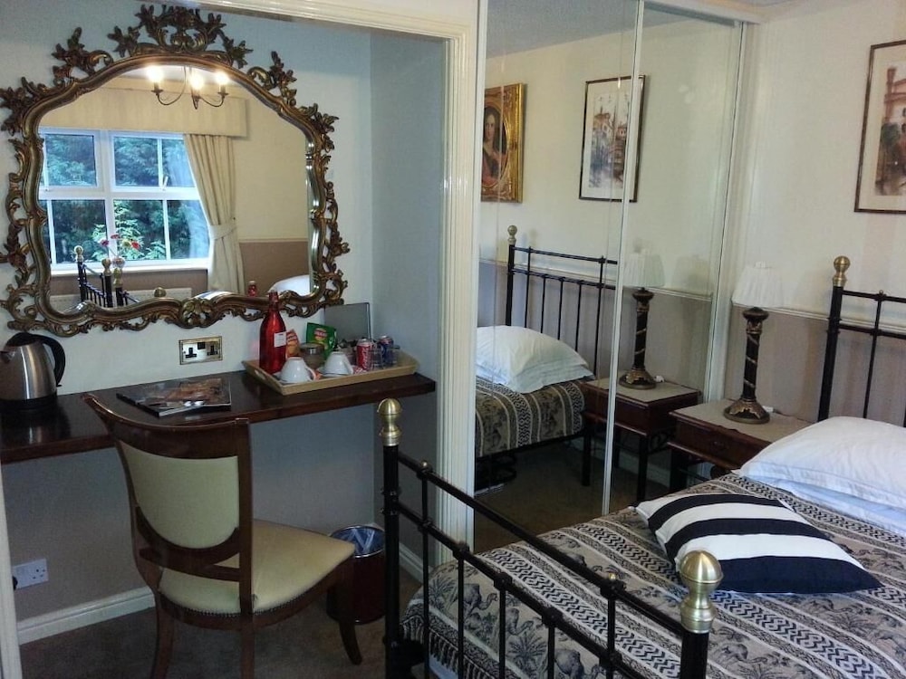Executive Twin Room photo 2